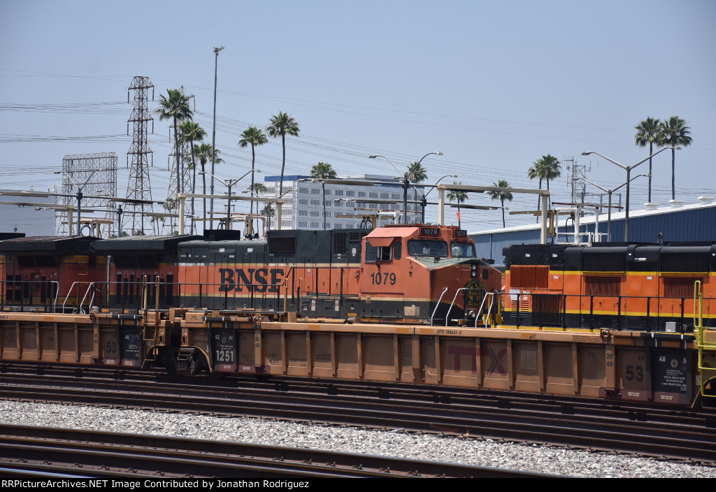 BNSF 1079